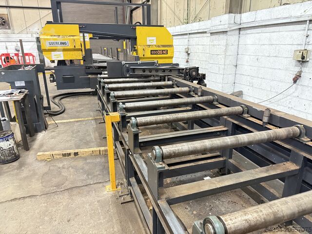 Sierra de cinta semiautomática de doble columna Sterling STC650 DGSA NC