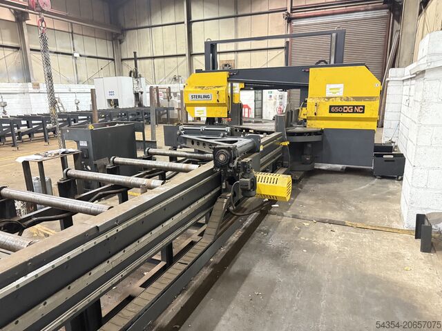 Sierra de cinta semiautomática de doble columna Sterling STC650 DGSA NC