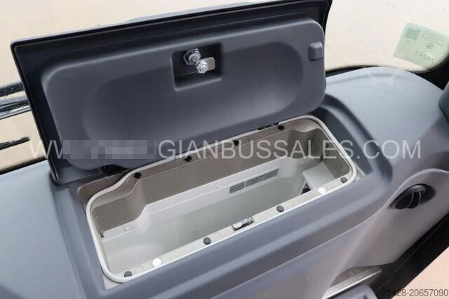 รถบัสระหว่างเมือง Iveco Evadys 12m / Rear door / 3-point seat belts / N...