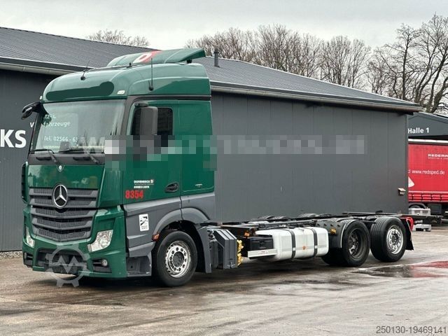 Kamion sa zamjenjivom nadogradnjom MERCEDES-BENZ Actros 2536L 6x2 EU6 Retarder BDF-Fahrgestell