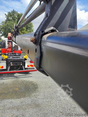 Hakenarmsystem MAN TGS 26.420 Container / Palfinger PK18002