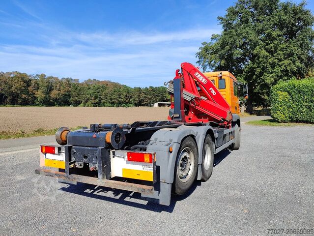 Hakenarmsystem MAN TGA 28.310 Container / Fassi F130