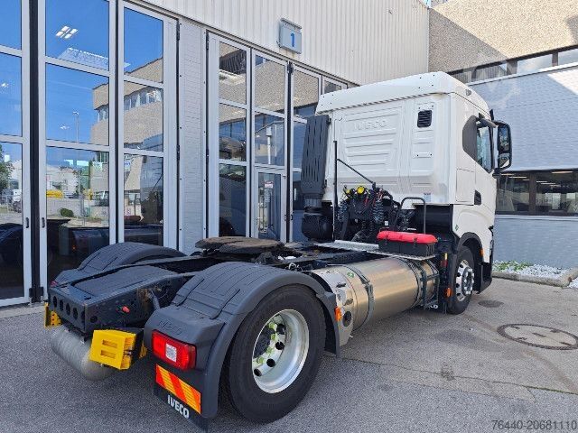 Tracteur routier standard IVECO AS440S46T/P2LNG