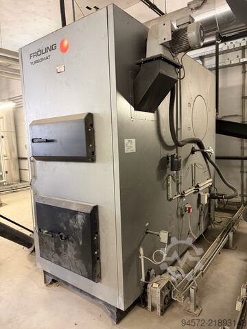 котел на трісці 2 x Fröling Turbomat 500 kW Hackschnitzelkessel – 1000 kW Kaskadenanlage