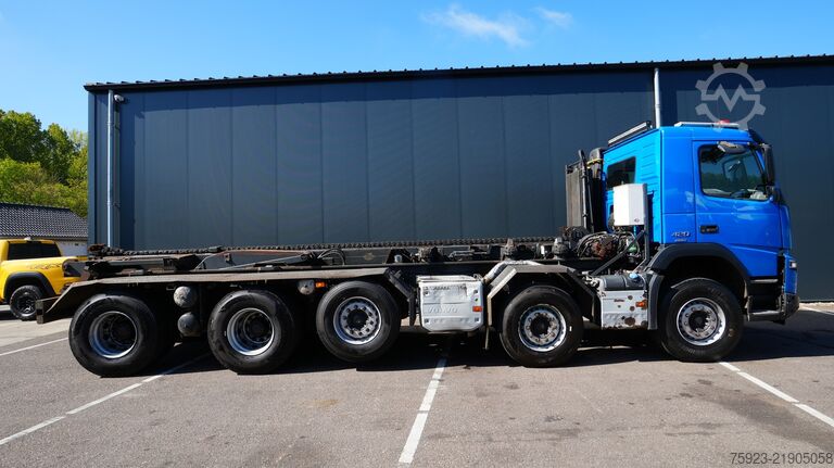 Kabeļu sistēma Volvo FMX 420 10x4 Chainsystem 218.500km