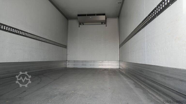 Pārvadājumi saldētavā/saldētavā MAN TGM 12.250 frigo