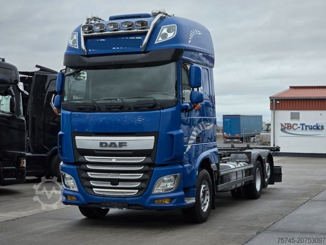 Maināms virsbūves kravas automobilis DAF XF 460 * VOLLLUFT * RETARDER *2X TANK*STANDKLIMA