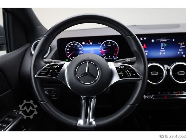 Minibus Mercedes-Benz B 180 d  Progressive MBUX LED Shzg Kamera