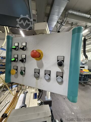 WICKI CG 12GE_ Centerløs slibemaskine_Årgang 05_2015_Intern nr. 231595 WICKI CG12GE