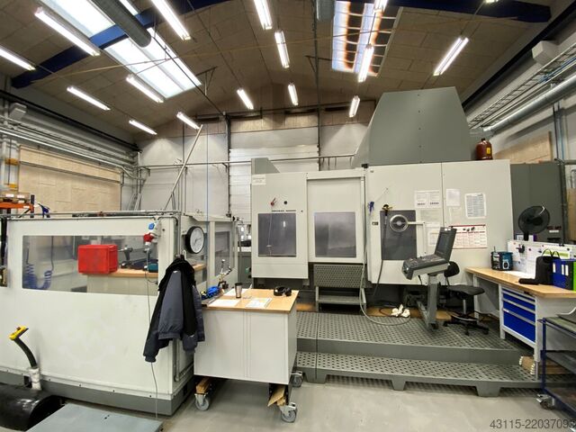 CNC 5 axes universel BAZ simultané Deckel Maho DMC 200 U