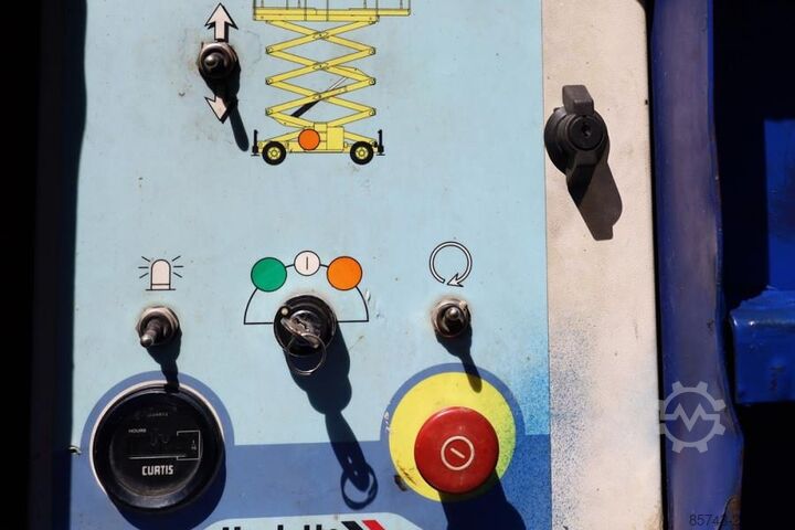 Sakseløft Haulotte H15SX Diesel, 4x4 Drive 15 Working Height, 500kg C