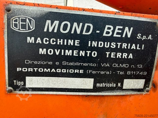 Retroexcavadora  Benati  Baggerlader