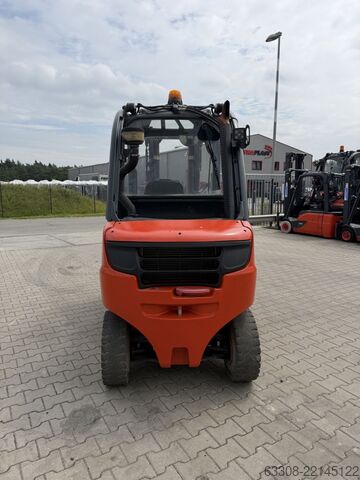 Stivuitoare diesel Linde H30D-02