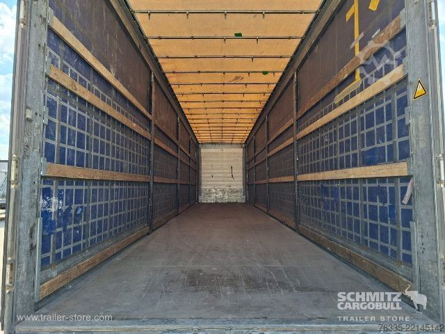 Відкритий напівпричіп з тентом Schmitz Cargobull Curtainsider Mega