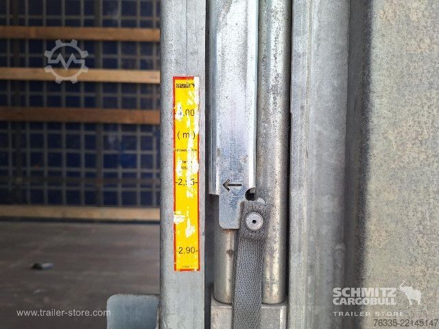 Відкритий напівпричіп з тентом Schmitz Cargobull Curtainsider Mega