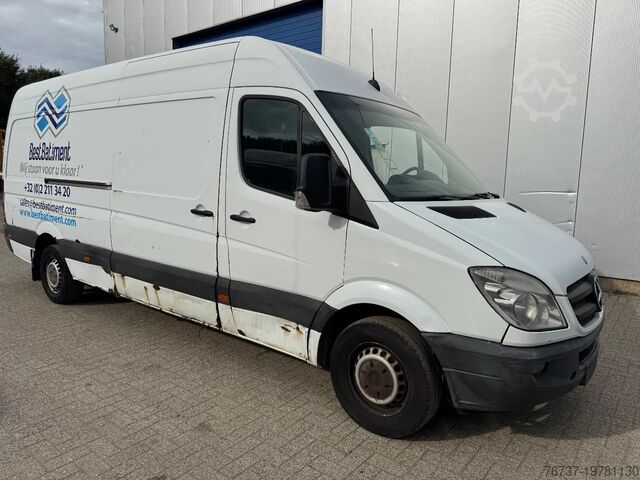 Dobozos kisteherautó Mercedes-Benz Sprinter 316 **MAXI-EURO 5**
