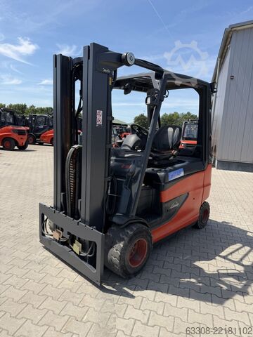 Електричний 4 -колісний навантажувач Linde E35HL-01