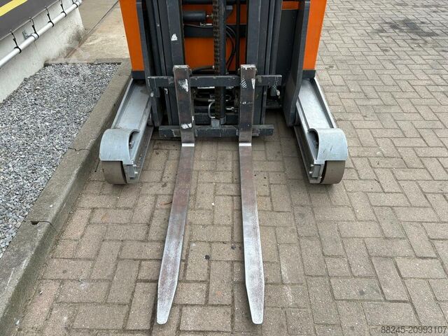 VS-22627 Empilhadeira retrátil Still FMX10 STIL FMX10