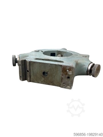 Podtrzymak, okular do tokarki 150 mm – żeliwna konstrukcja otwierana Podtrzymak, okular do tokarki 150 mm – żeliwna konstrukcja otwierana 