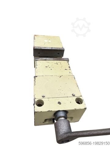 Dual-jaw CNC vice Wysow 160 mm Imadło maszynowe dwudzielne CNC 160 mm- 29.6kg 
