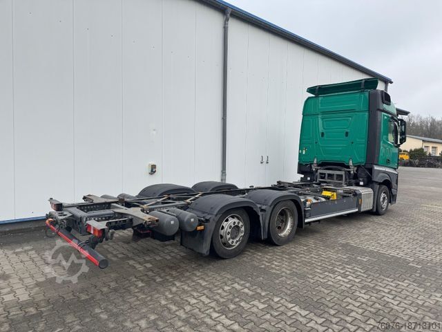 Camion jumbo MERCEDES-BENZ 2548 LnR Big Space Öl-Retarder Standklima Jumbo