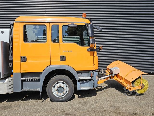 Kamion za otkači MAN TGM 15.240 BL / TIPPER / DOKA / VEEG / SWEEPER