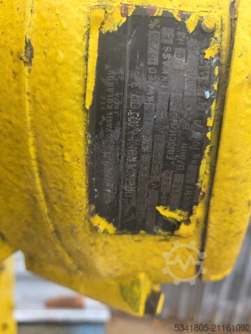 Grue à flèche BALCANCAR Plneotočný žeriav na hmotnosť 1000kg