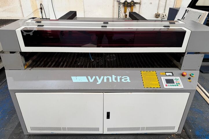 Máy laser CO₂ công nghiệp DEKCEL 150 W DEKCEL VYNTRA 150 W
