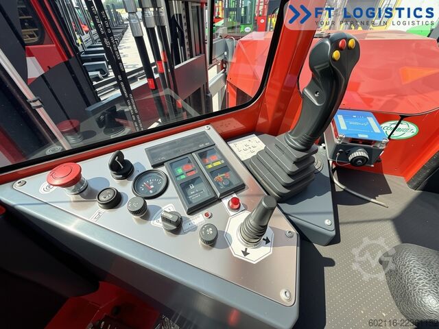 Wózek widłowy czterokierunkowy Combilift C8000 DIESEL DUPLEX WIDE FORK POSITIONER