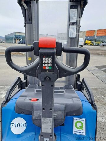 Електрични палетари Toyota SWE160L