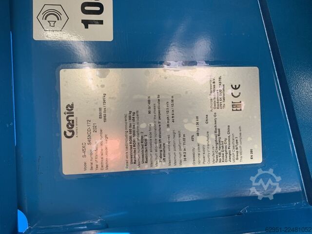 Teleskoparbeitsbühne Genie S45XC