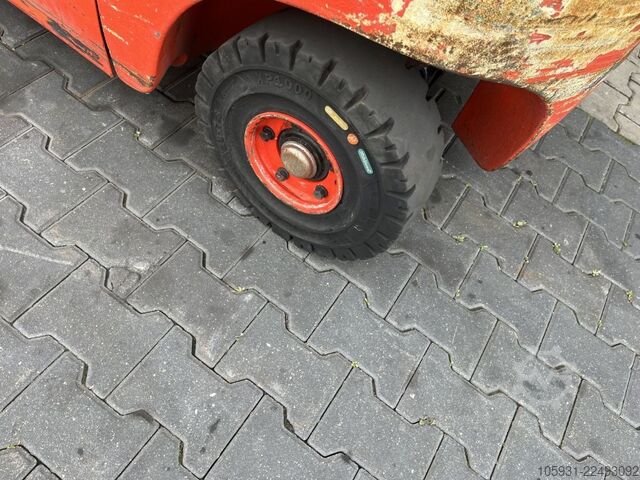 LPG targoncák Linde H20T-01