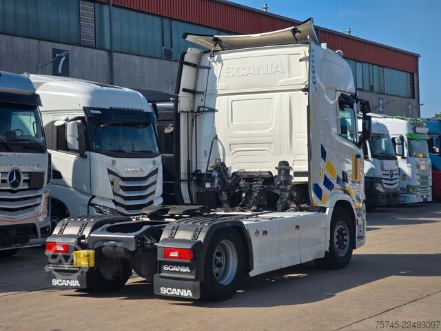 Standard SZM SCANIA R590 * V8 * RETARDER * ACC * 2X TANK * 1. HAND