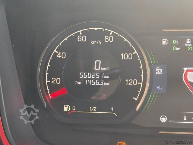 Standard SZM SCANIA R590 * V8 * RETARDER * ACC * 2X TANK * 1. HAND