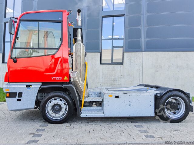 Trator Terberg YT 223