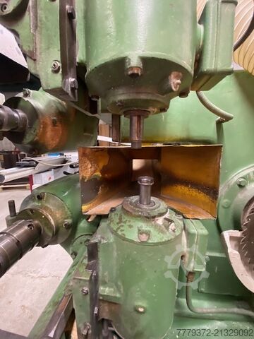 Divpusēja tapu mašīna Wadkin EKA 1732