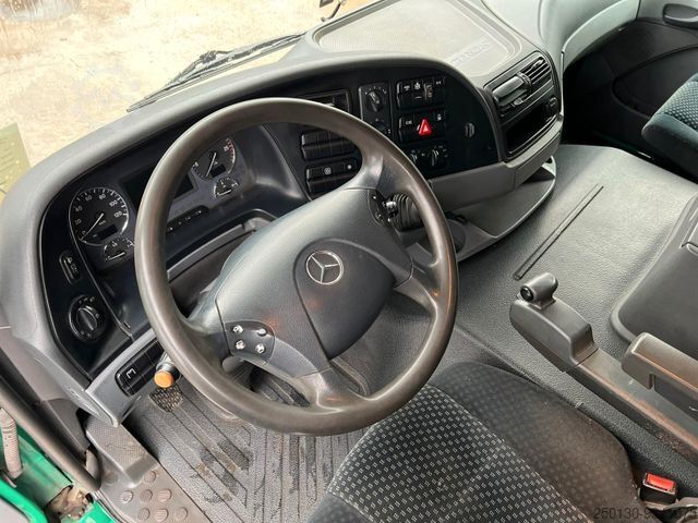 Kipper LKW MERCEDES-BENZ Actros 3348 6x6 Kipper mit HIAB 1300RS 83