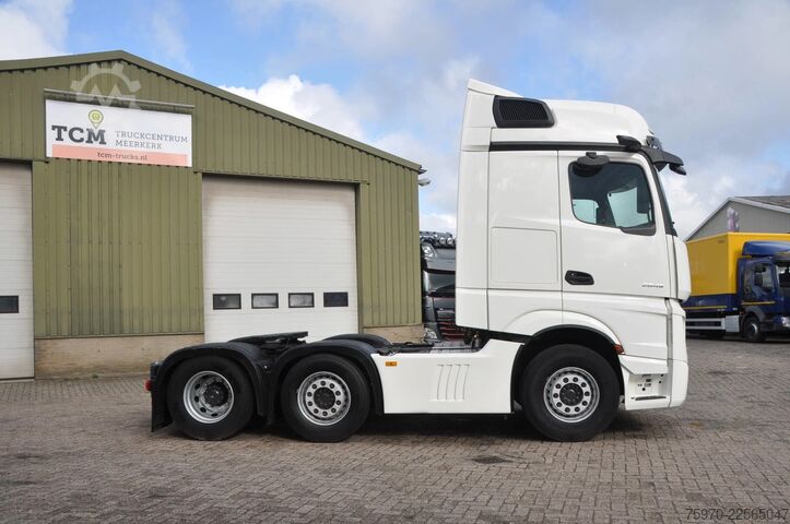 Padrão-SZM Mercedes-Benz Actros 2645 6X2 2021 406.472km