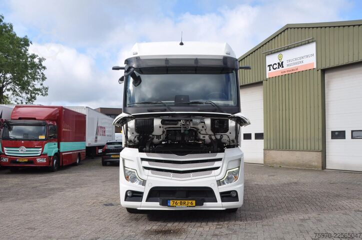 Padrão-SZM Mercedes-Benz Actros 2645 6X2 2021 406.472km