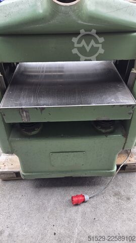 Makinë bluarëse për trashësi Martin T 41e