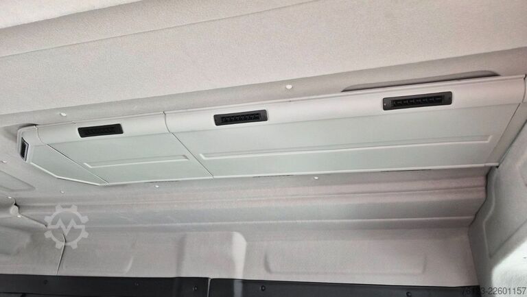 Minibus PEUGEOT Boxer 9 Sitzer Airline Boden Ducato Movano
