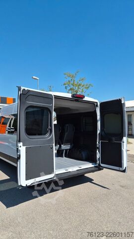 Minibus PEUGEOT Boxer 9 Sitzer Airline Boden Ducato Movano