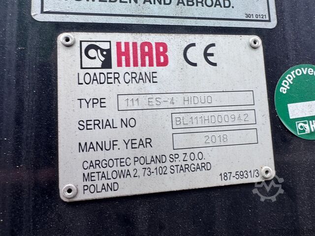 起重卡车 Renault D 320 6X2 HIAB 111 + REMOTE / RETARDER 161.692km