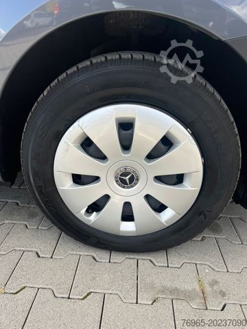Varebil MERCEDES-BENZ Vito 114 EXTRALANG KLIMA TEMPOMAT KAMERA 3-SITZE