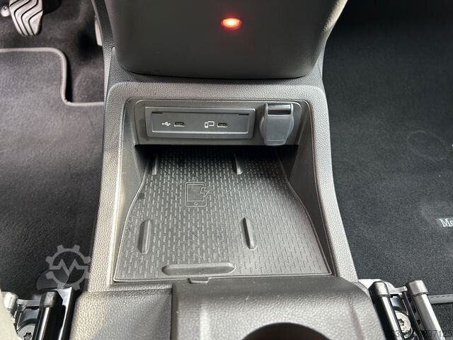 Minibuss MERCEDES-BENZ T 180 PROGRESSIVE MBUX LED Kamera Sitzheizung ..