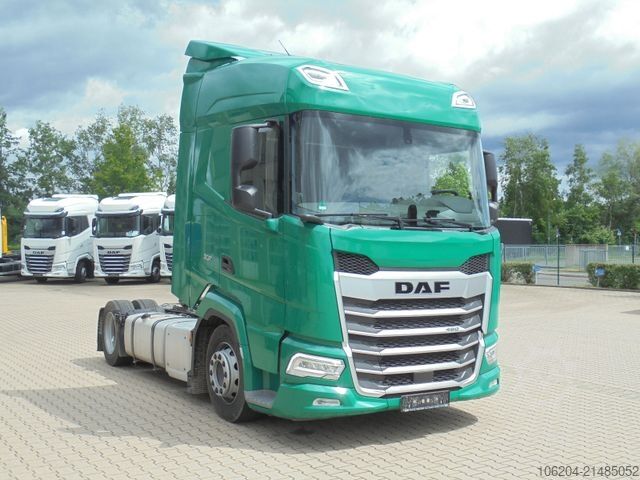 Lielapjoma vilcējs DAF XF480 FT Low Deck Sleeper High Cab Climate LCV