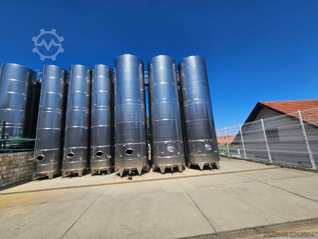 Depósitos inoxidables de 36.000 y 20.000 litros Skrlj  inox tankovi Inox tankovi vinifikatori sa hladjenjem