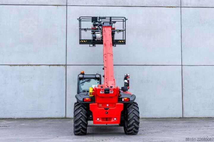 รถตักแบบแขนยืดได้ Manitou MT 930 HA