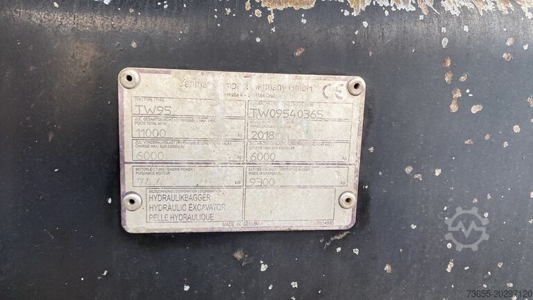 Excavadora móvil Schaeff TW 95