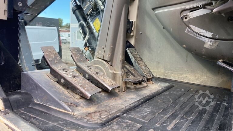 Excavadora móvil Schaeff TW 95